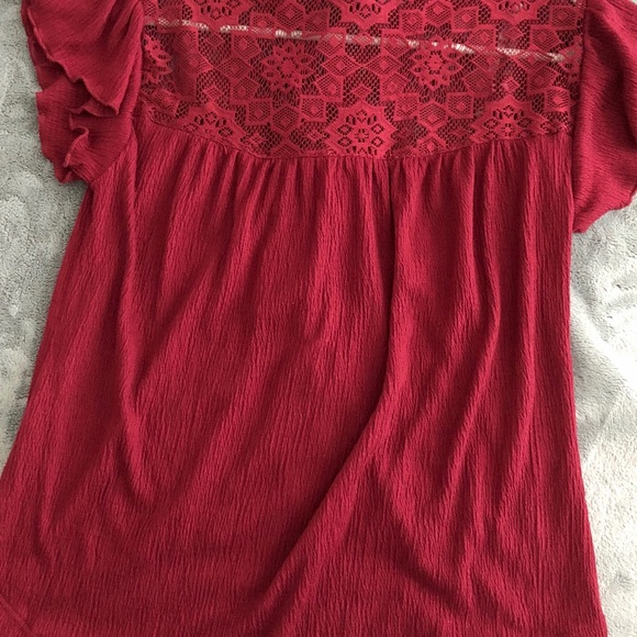 Burgundy Lace Detailed Top - Picture 2 of 2